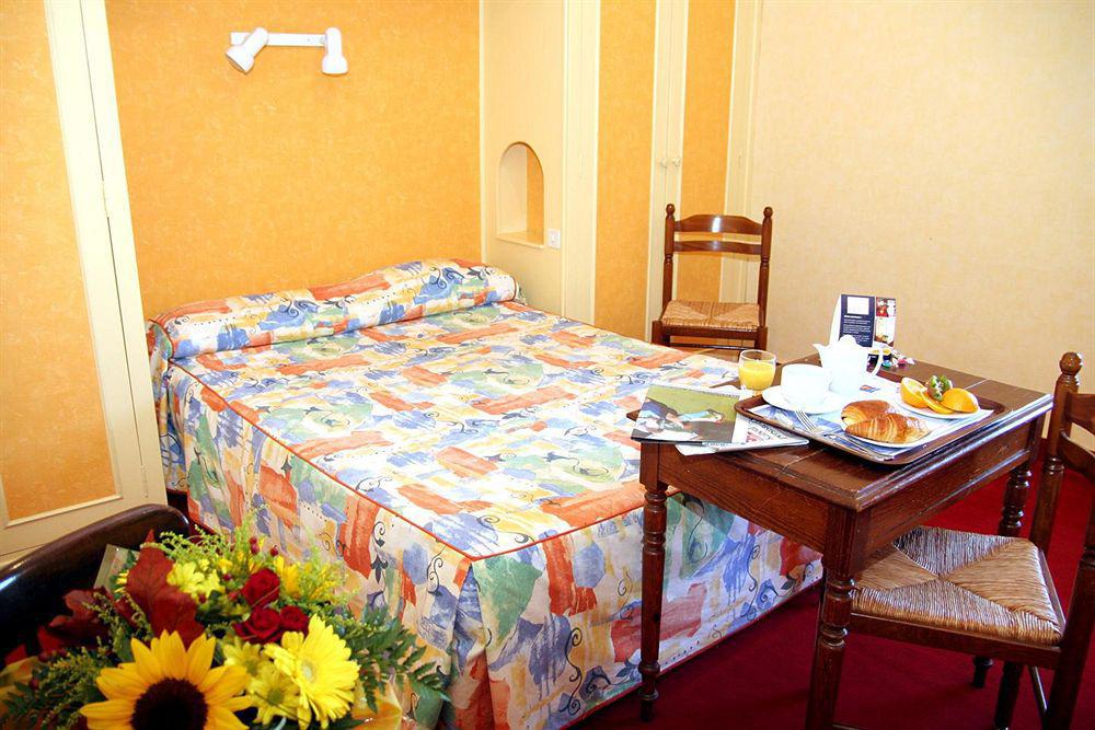 The Originals City, Hotel Regina, Périgueux Zimmer foto